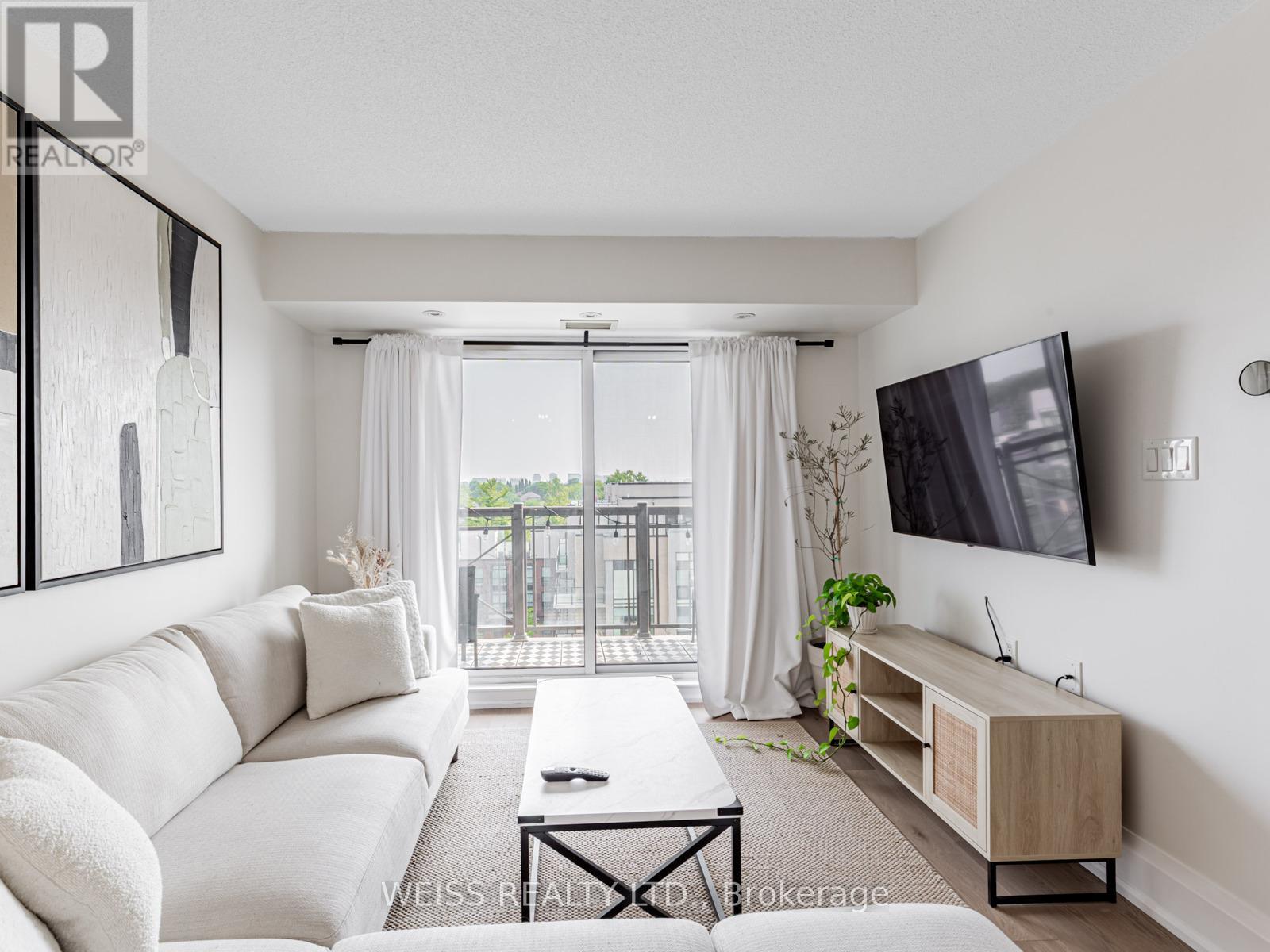 Photo 10 of 609 872 Sheppard Avenue W, Toronto ON