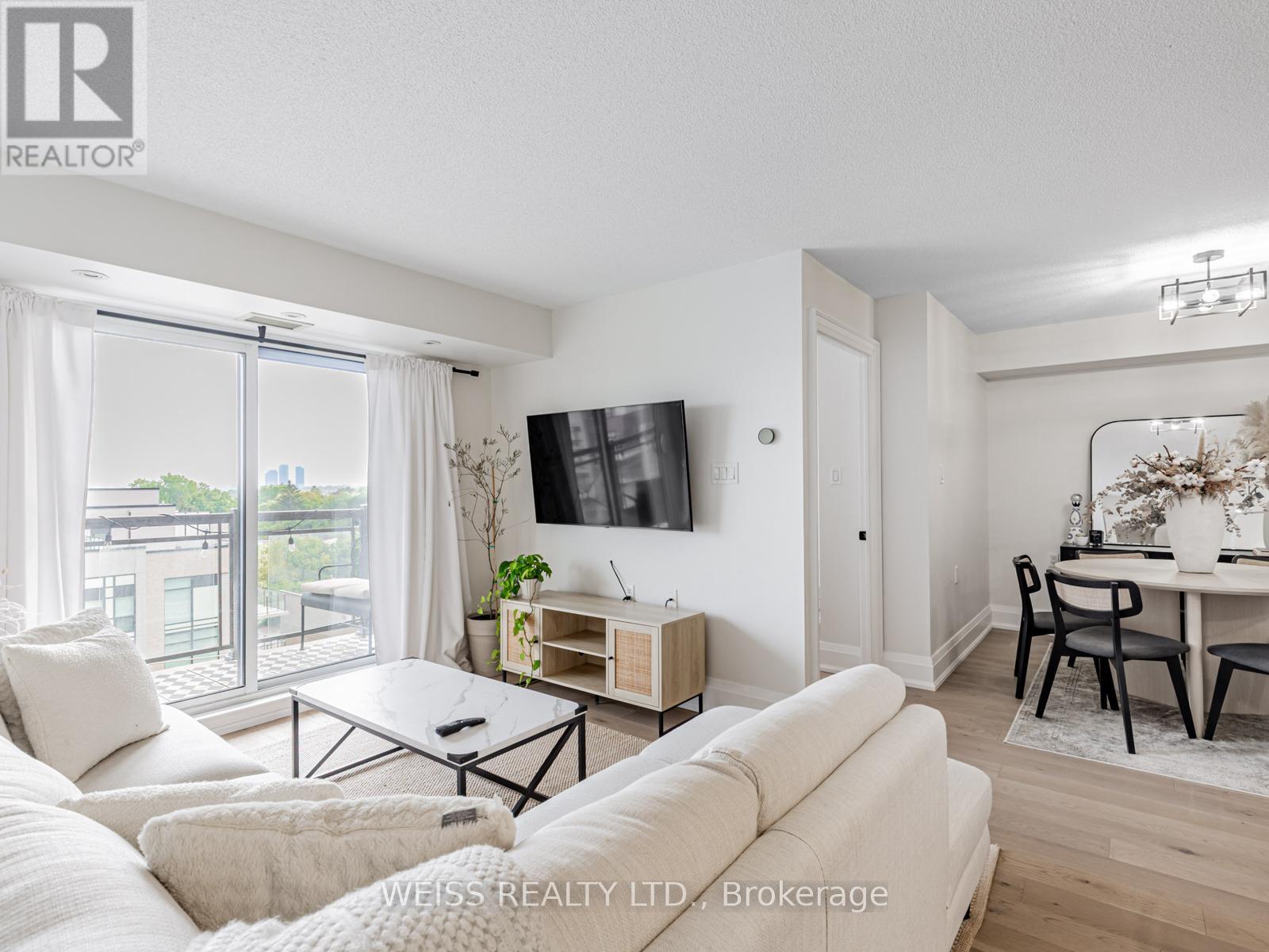 Photo 13 of 609 872 Sheppard Avenue W, Toronto ON