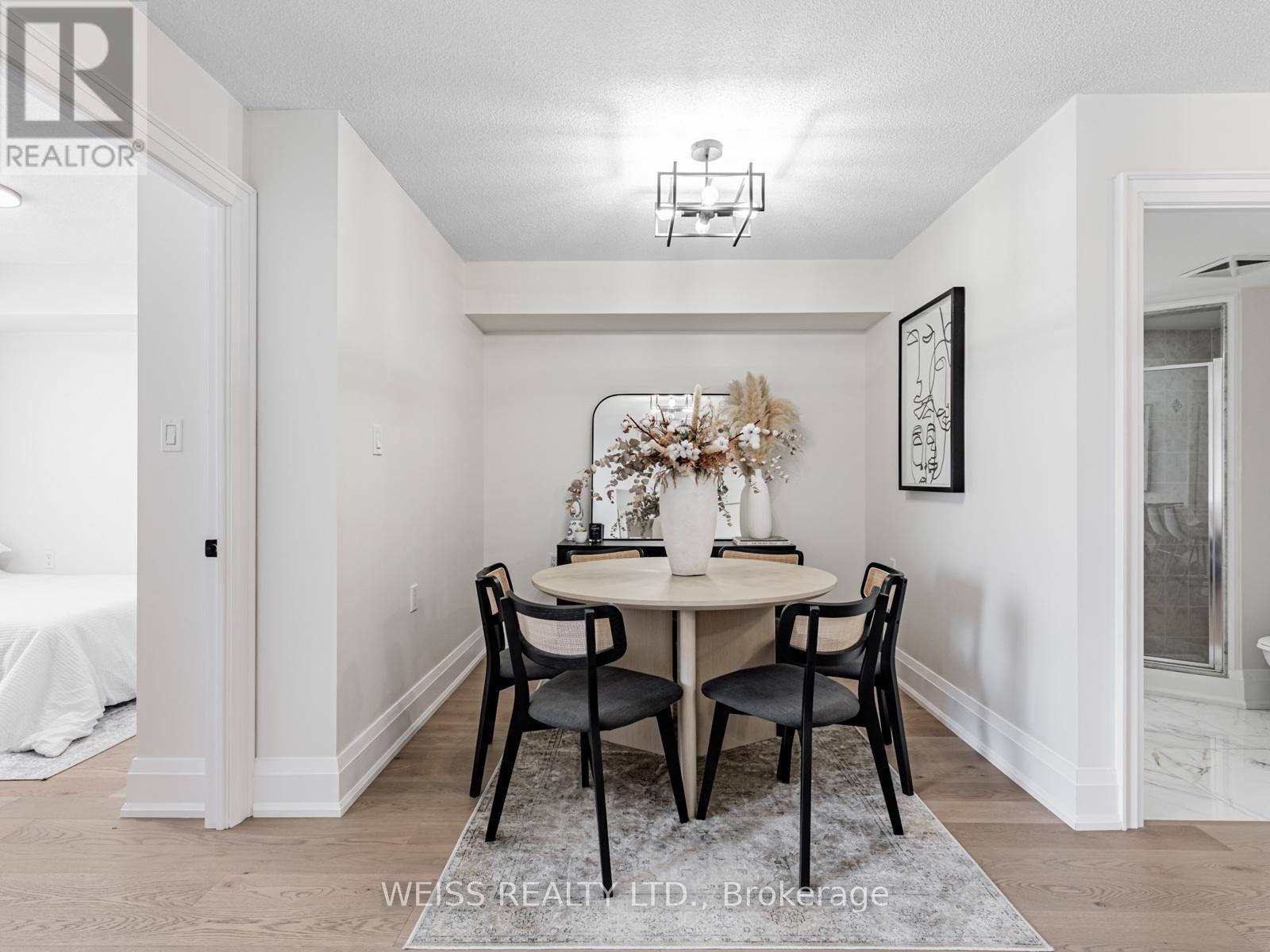 Photo 7 of 609 872 Sheppard Avenue W, Toronto ON