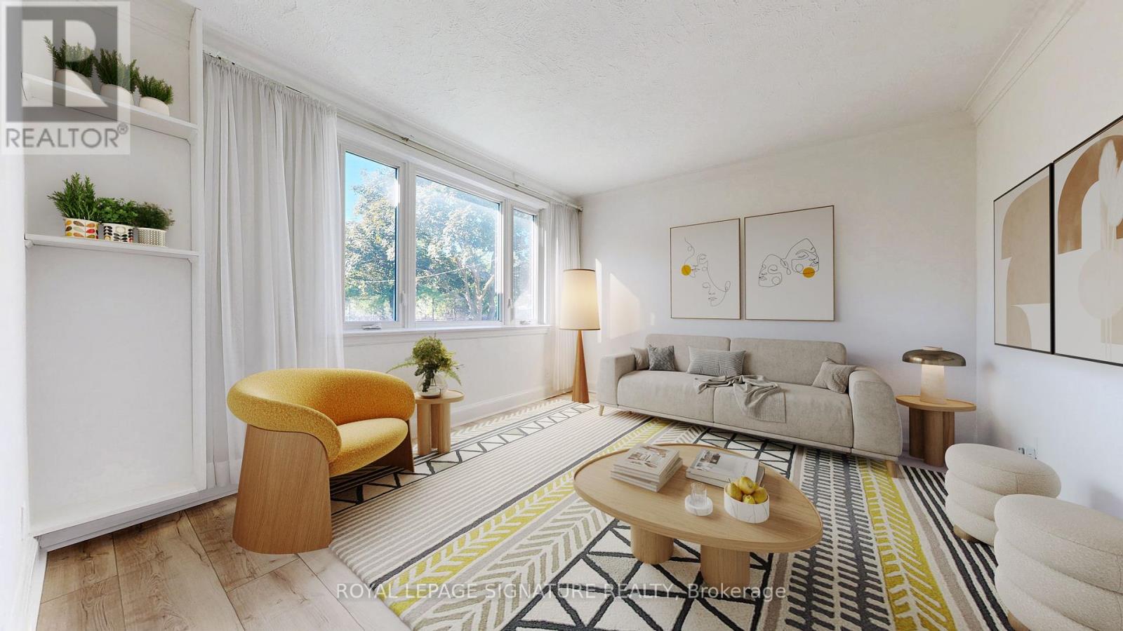 Photo 3 of 18 Stamford Square S, Toronto ON