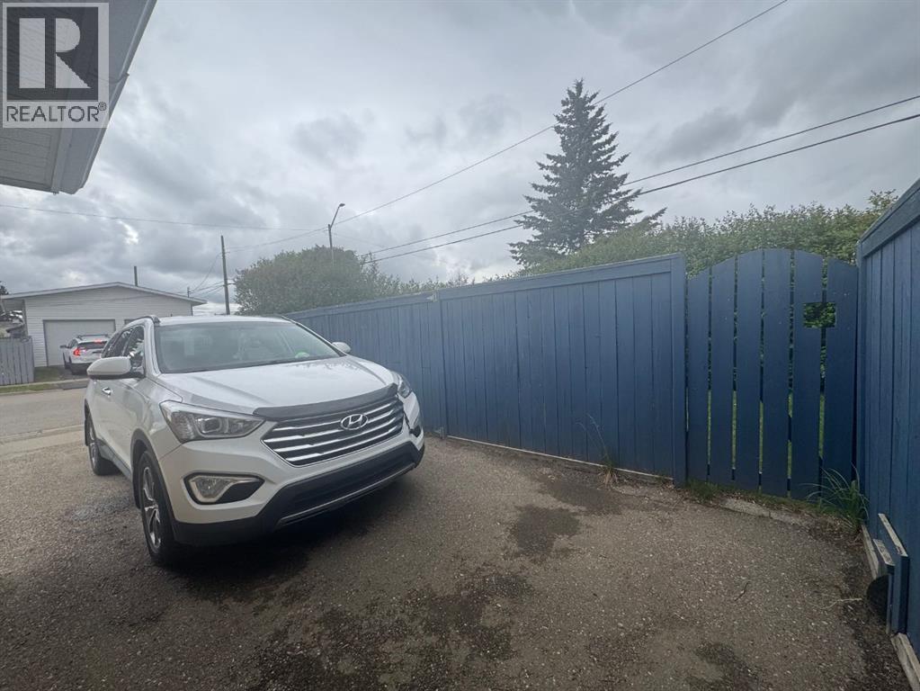 Photo 5 of 5210 Waghorn, Blackfalds AB