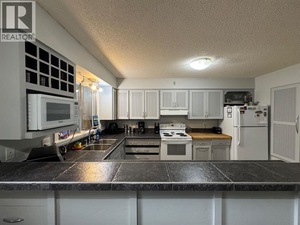 Photo 12 of 5210 Waghorn, Blackfalds AB