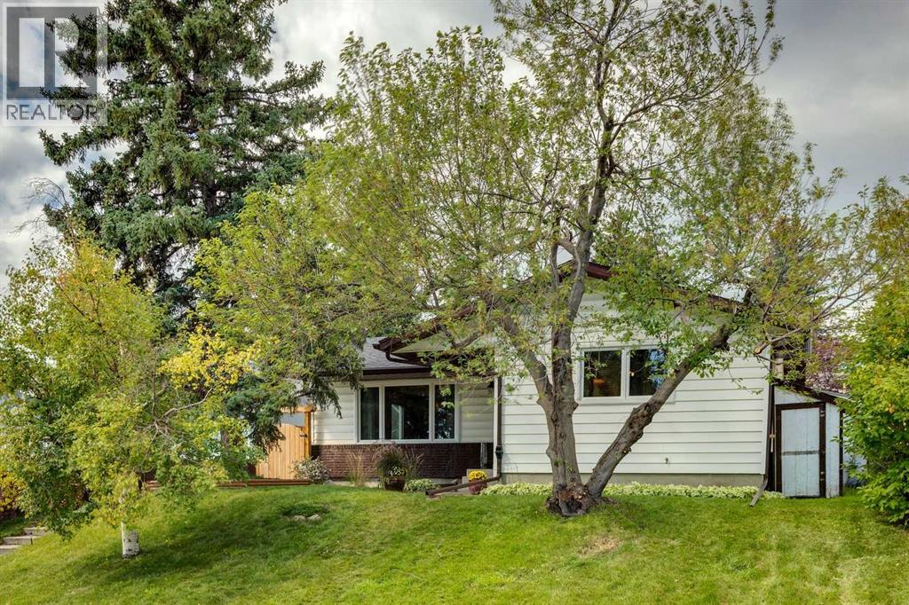 Photo 1 of 5023 Nemiskam Road Nw, Calgary AB
