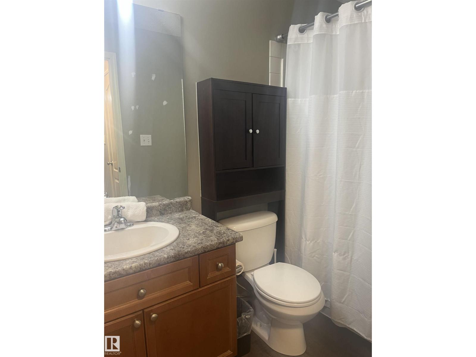 Photo 13 of 204 4903 47 Av, Stony Plain AB