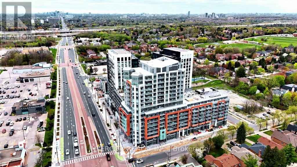 Photo 1 of 724 8888 Yonge Street, Richmond Hill ON