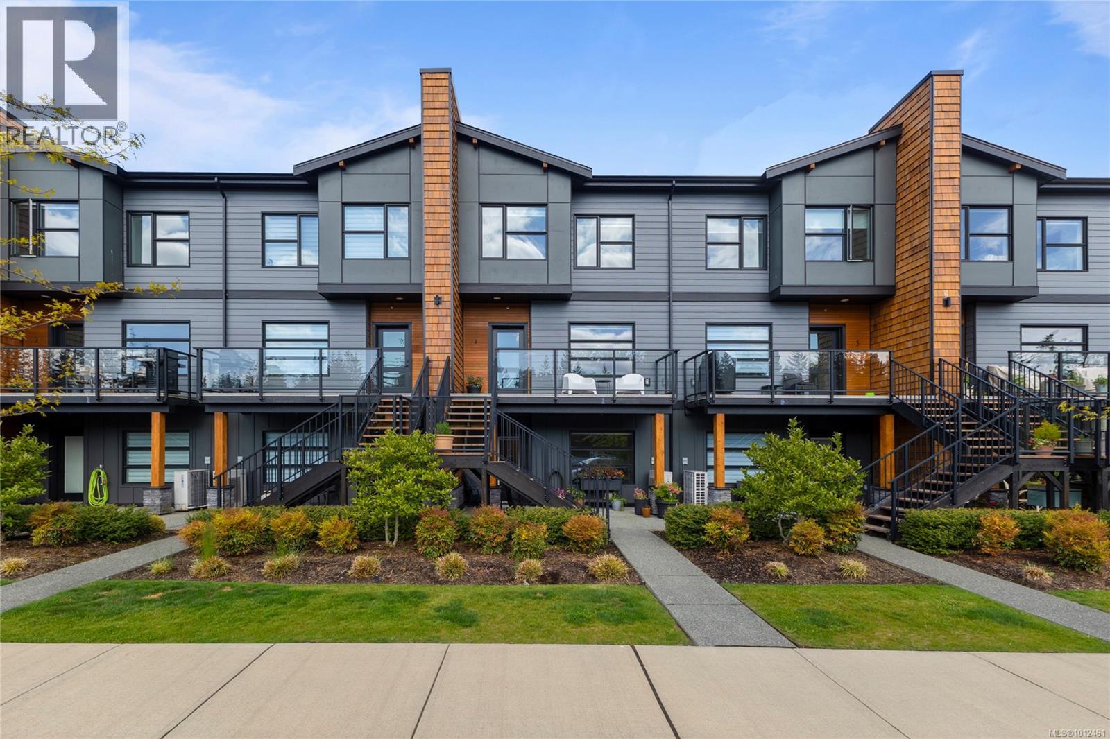 4 3016 Alder St S, Campbell River