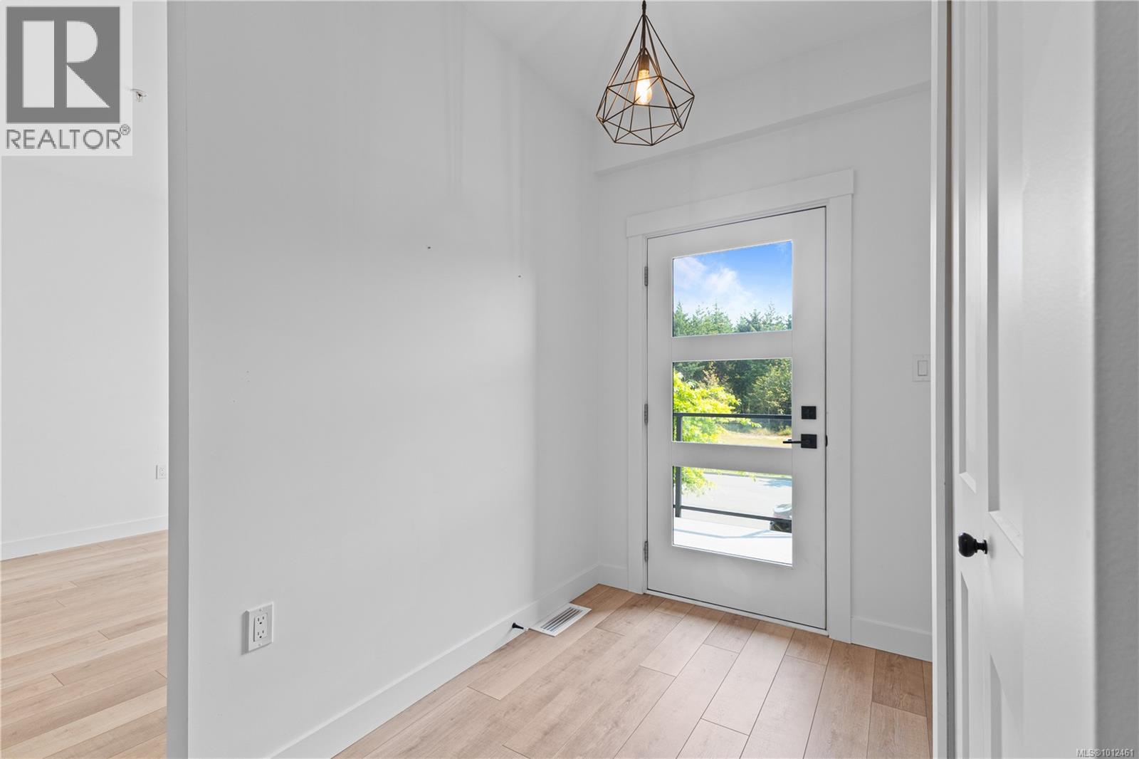 4 3016 Alder St S, Campbell River