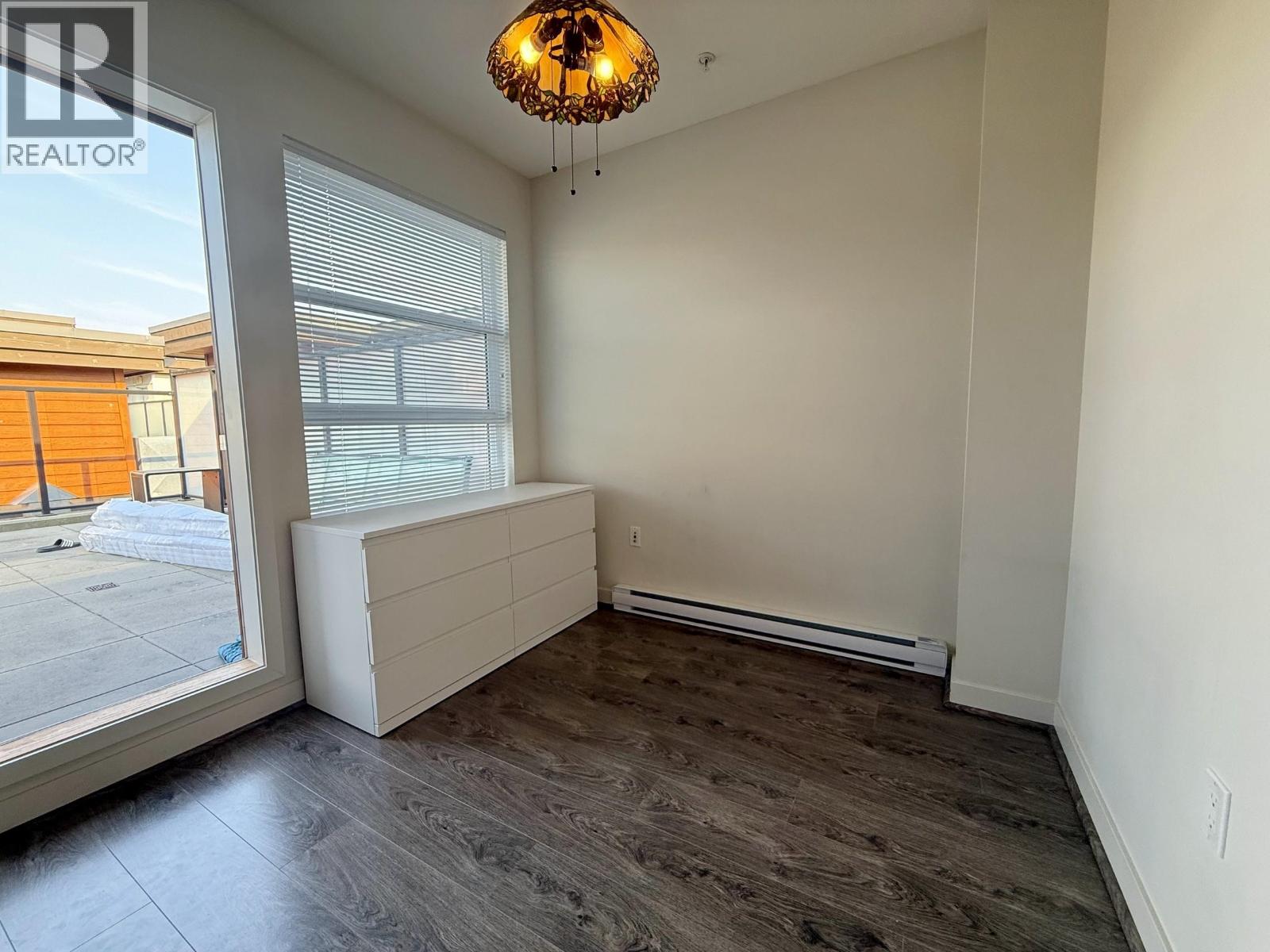 PH18 5983 GRAY AVENUE, Vancouver