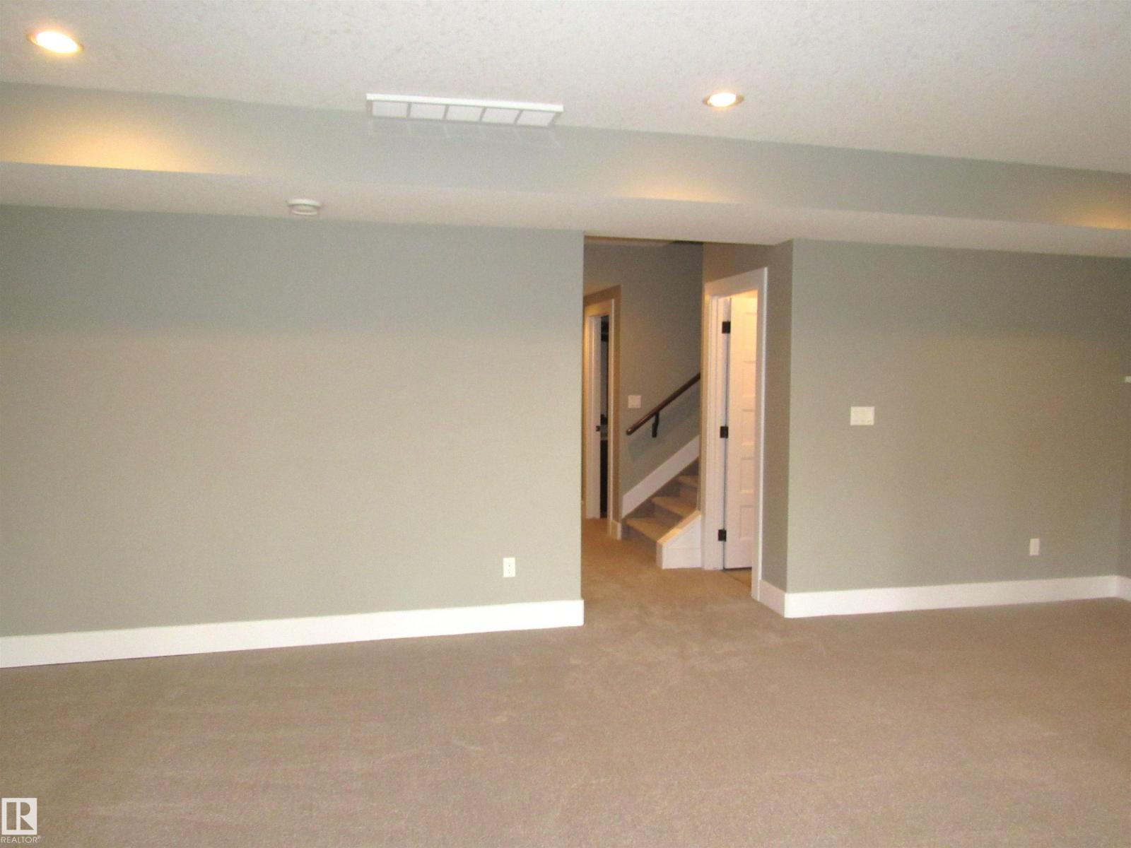 Photo 51 of 14062 161 A Av Nw, Edmonton AB