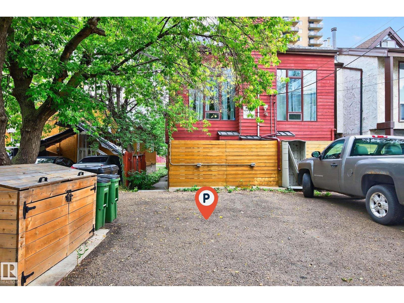 Photo 35 of 10348 A 121 St Nw, Edmonton AB