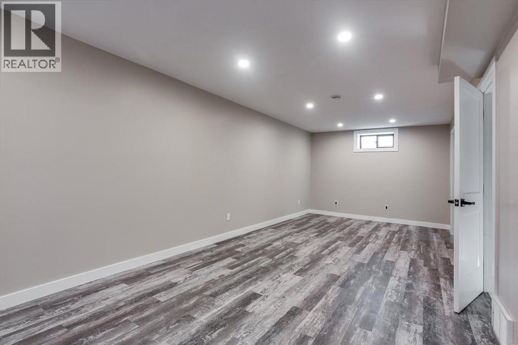 Photo 26 of 4230 40 A Avenue, Red Deer AB