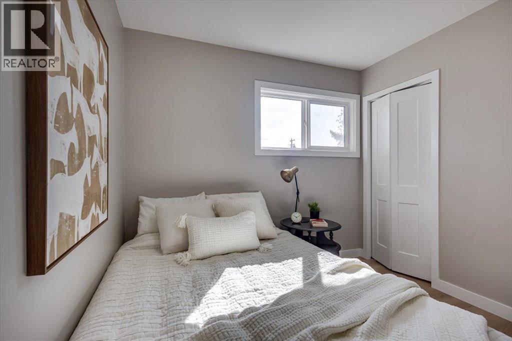 Photo 16 of 4230 40 A Avenue, Red Deer AB
