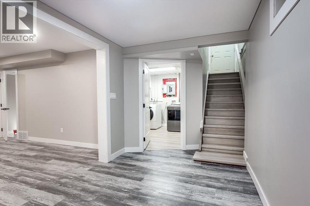 Photo 33 of 4230 40 A Avenue, Red Deer AB