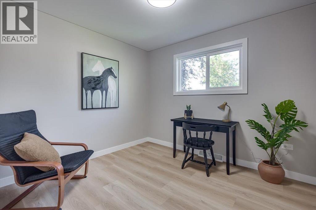 Photo 18 of 4230 40 A Avenue, Red Deer AB