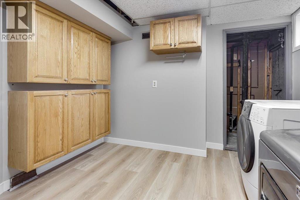 Photo 35 of 4230 40 A Avenue, Red Deer AB
