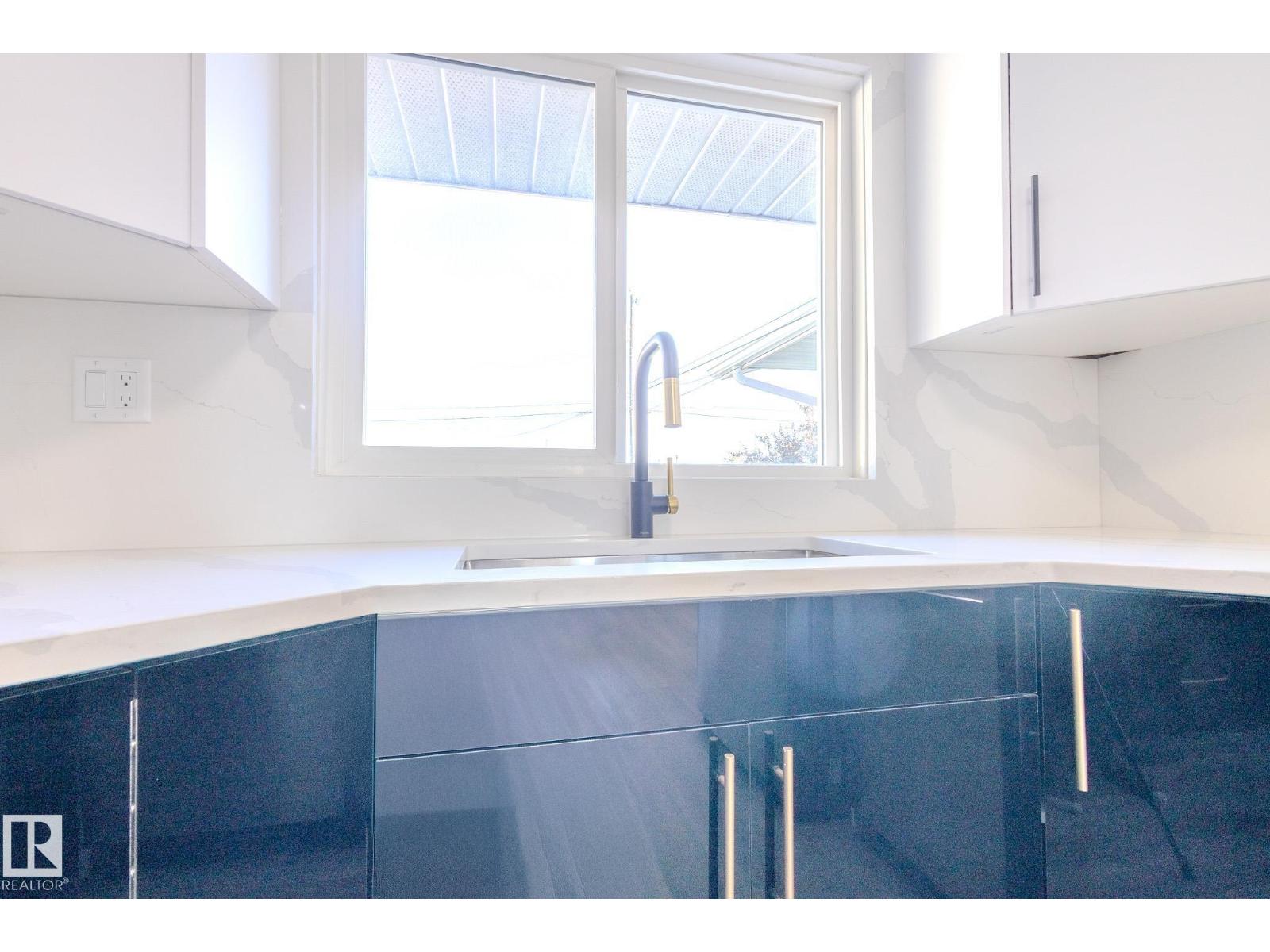 Photo 18 of 10524 134 Av Nw, Edmonton AB