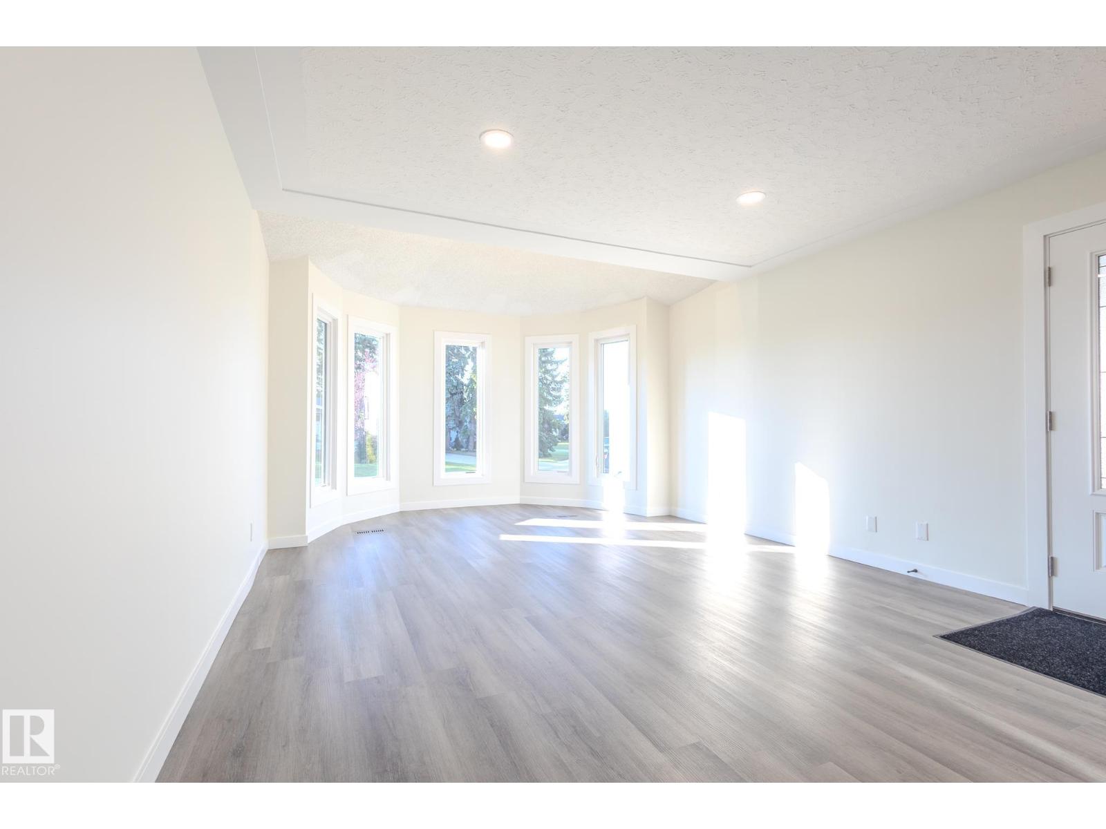 Photo 20 of 10524 134 Av Nw, Edmonton AB