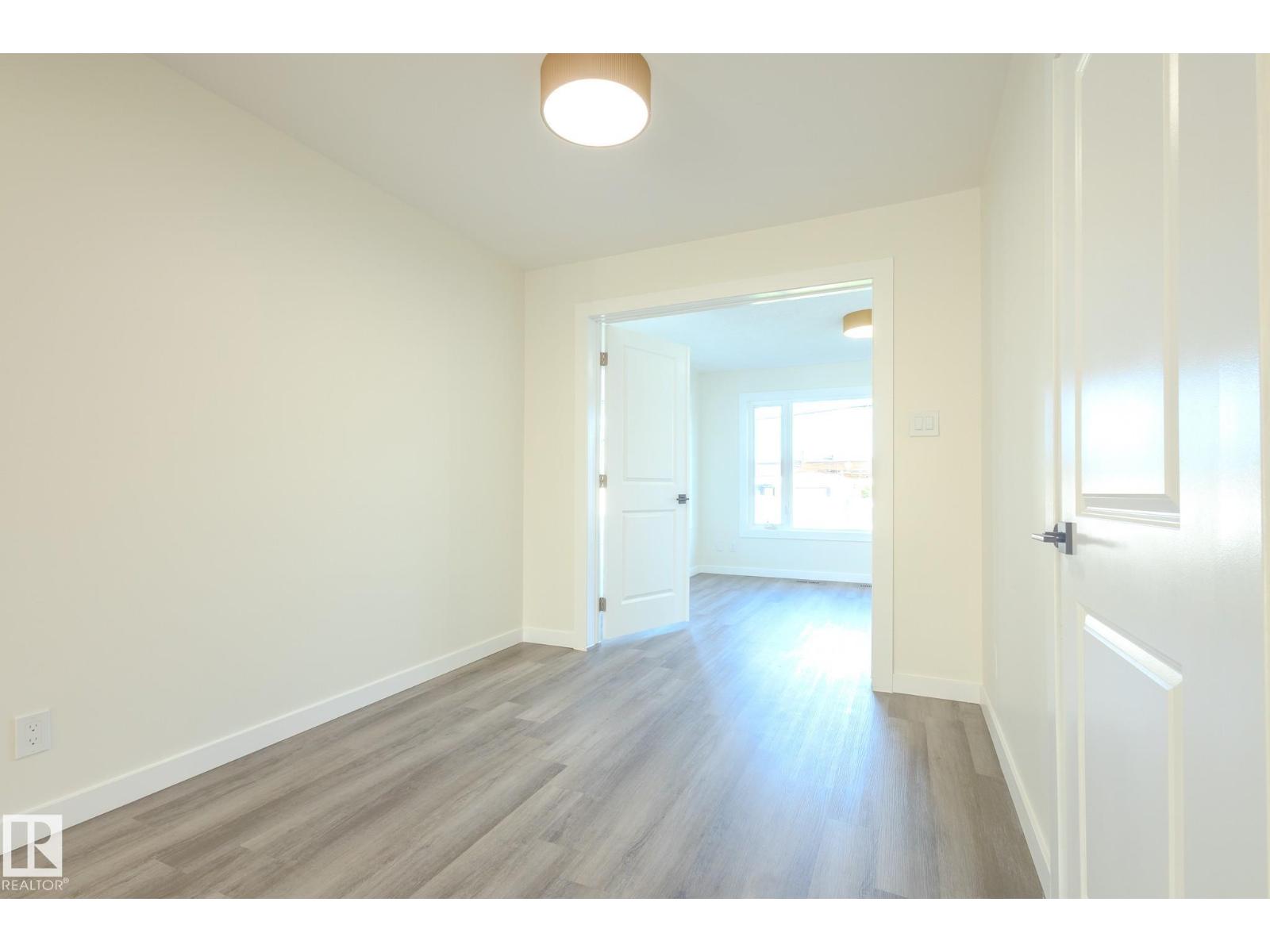 Photo 26 of 10524 134 Av Nw, Edmonton AB