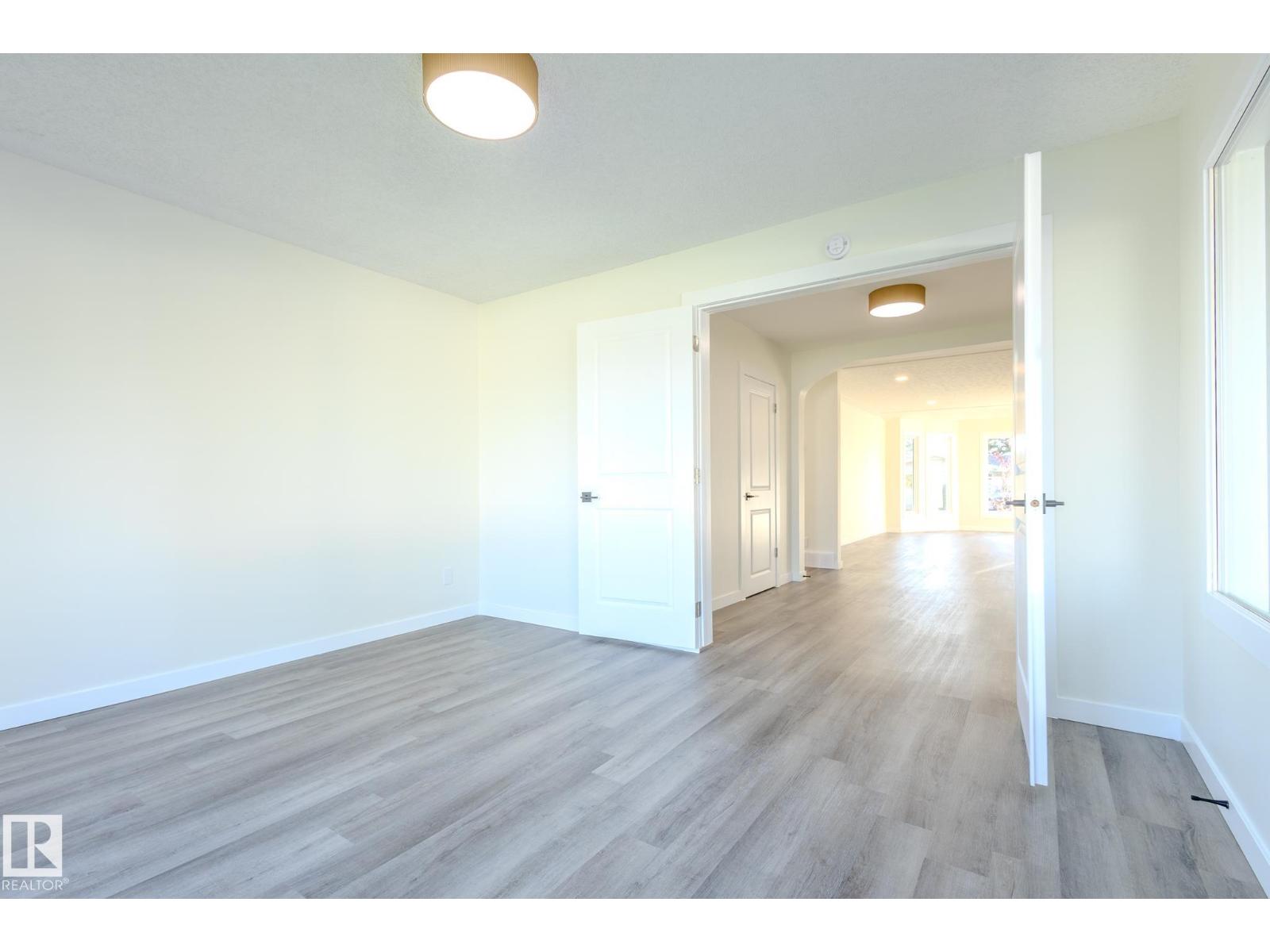 Photo 27 of 10524 134 Av Nw, Edmonton AB