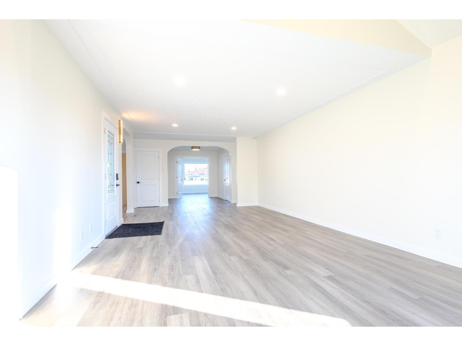 Photo 22 of 10524 134 Av Nw, Edmonton AB
