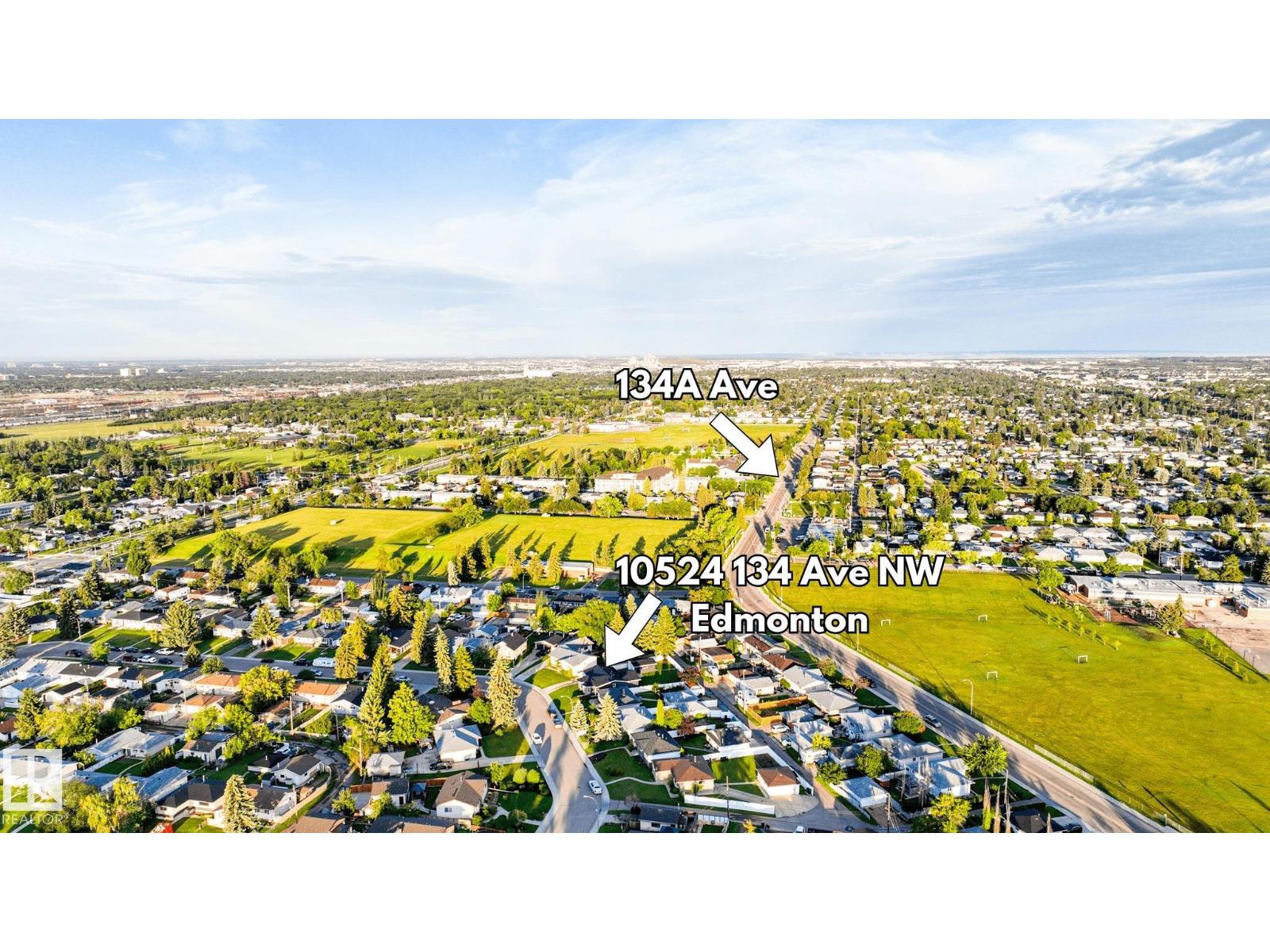 Photo 5 of 10524 134 Av Nw, Edmonton AB