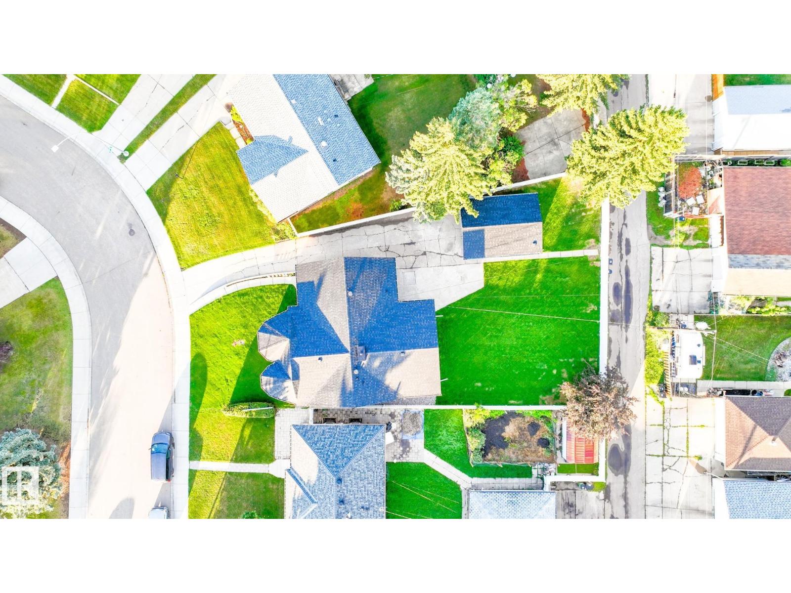 Photo 24 of 10524 134 Av Nw, Edmonton AB