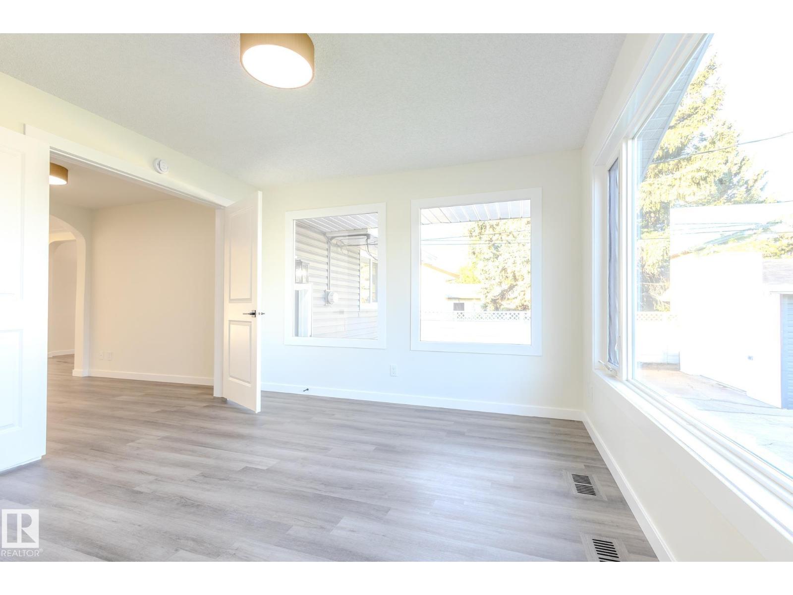 Photo 28 of 10524 134 Av Nw, Edmonton AB