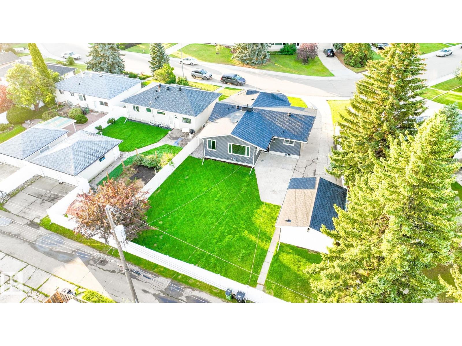 Photo 62 of 10524 134 Av Nw, Edmonton AB