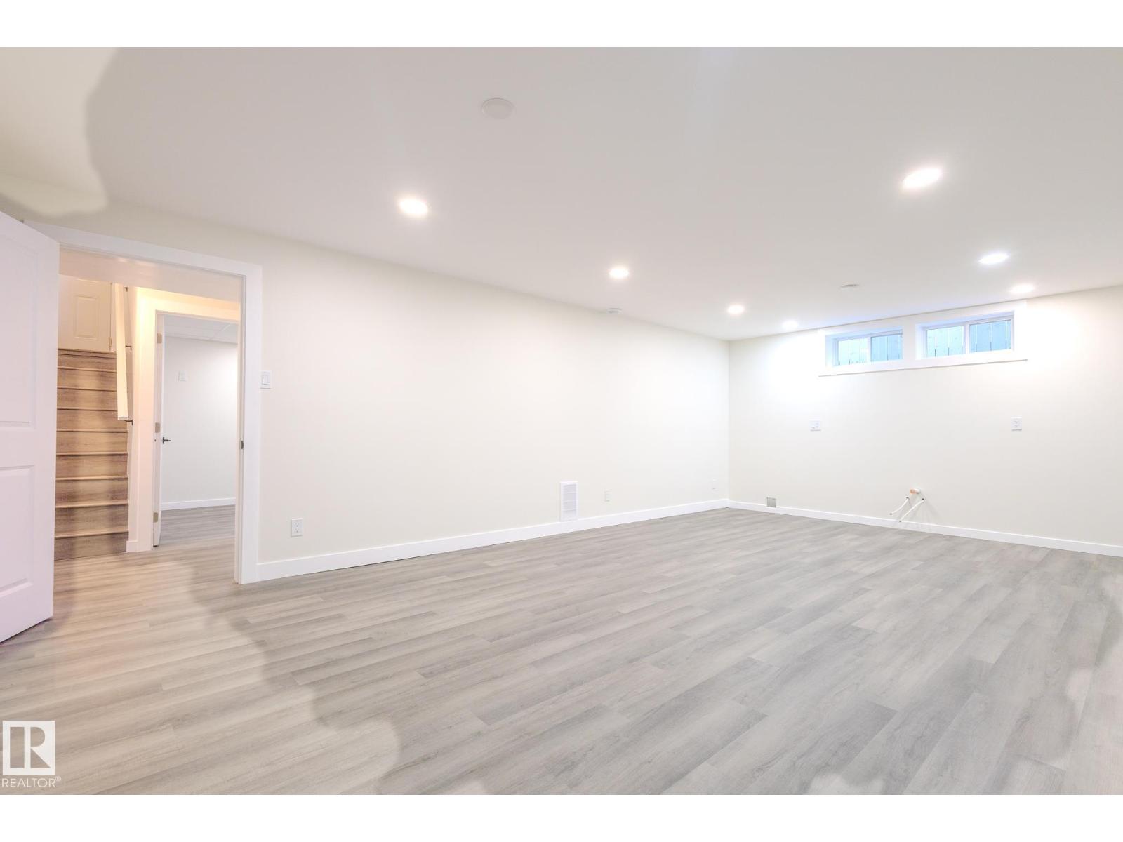 Photo 50 of 10524 134 Av Nw, Edmonton AB