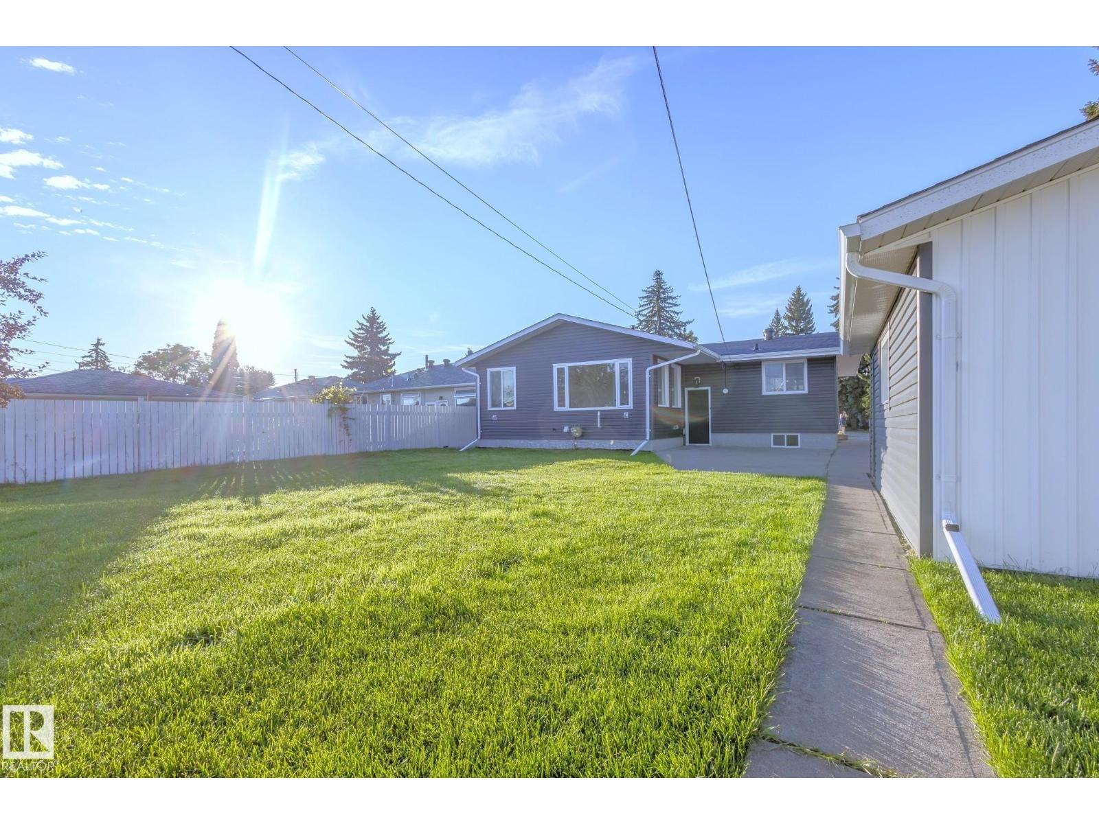Photo 58 of 10524 134 Av Nw, Edmonton AB