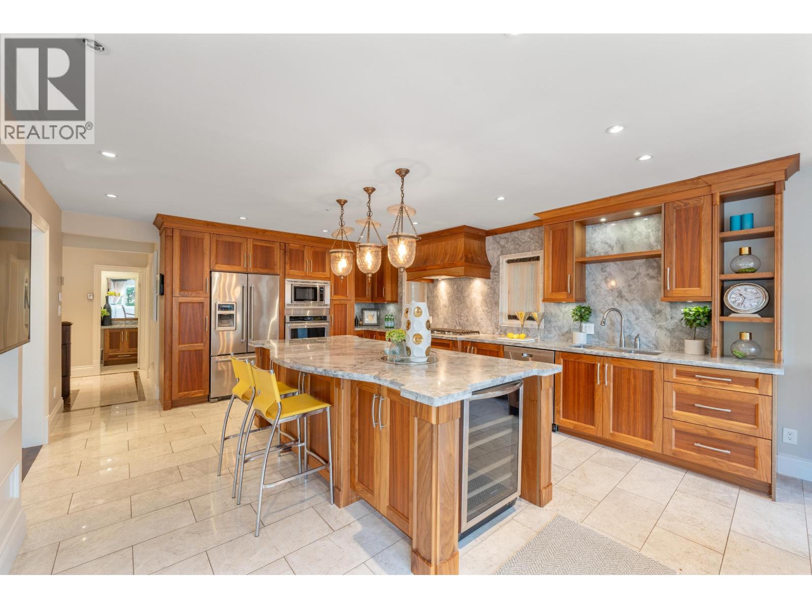 Photo 11 of 3982 W 35th Avenue, Vancouver BC