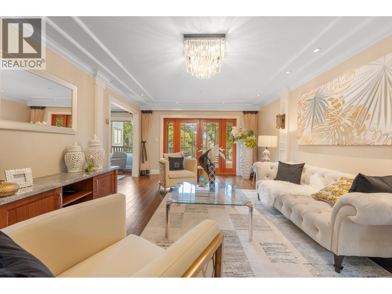 Photo 4 of 3982 W 35th Avenue, Vancouver BC