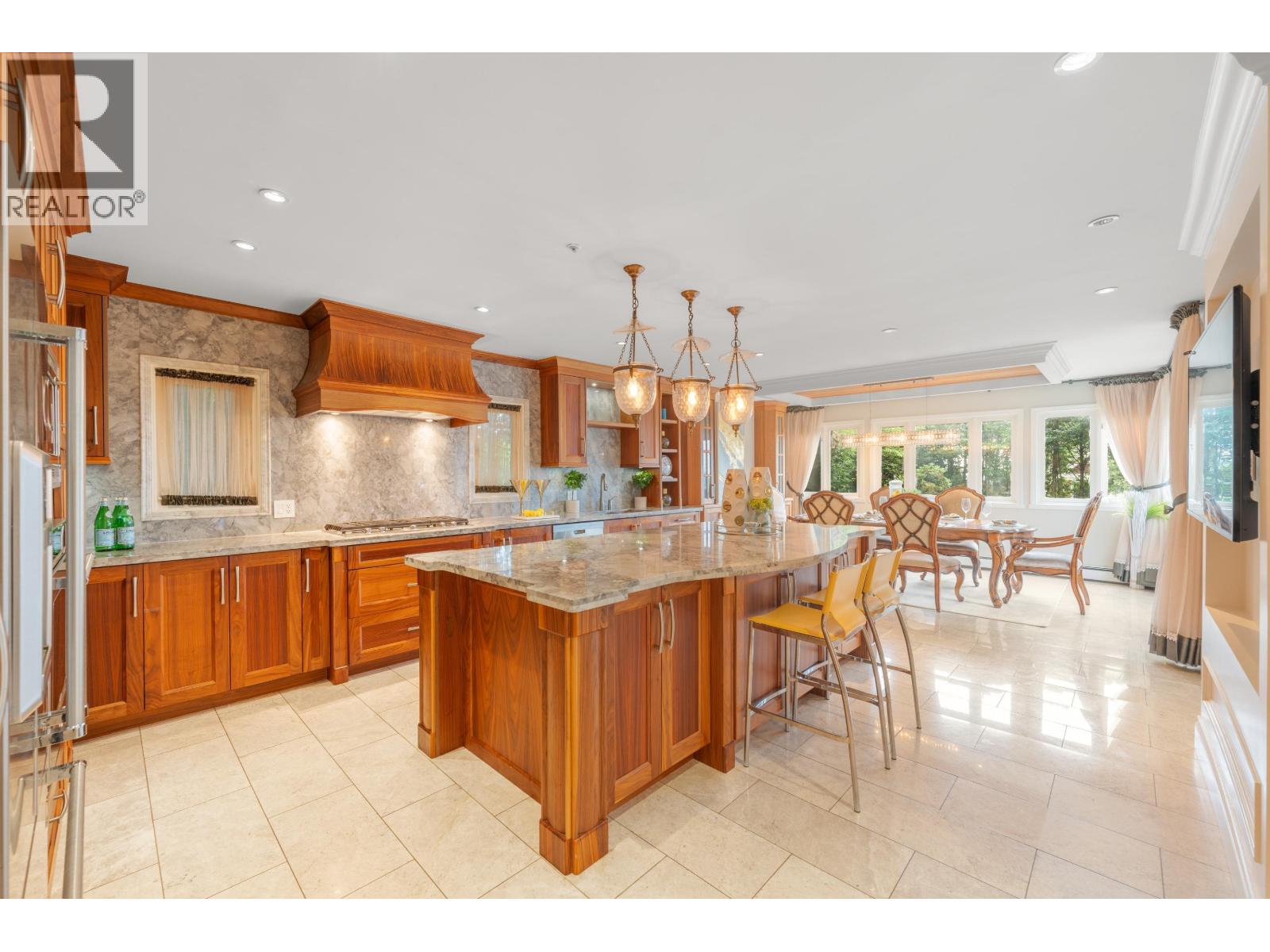 Photo 7 of 3982 W 35th Avenue, Vancouver BC