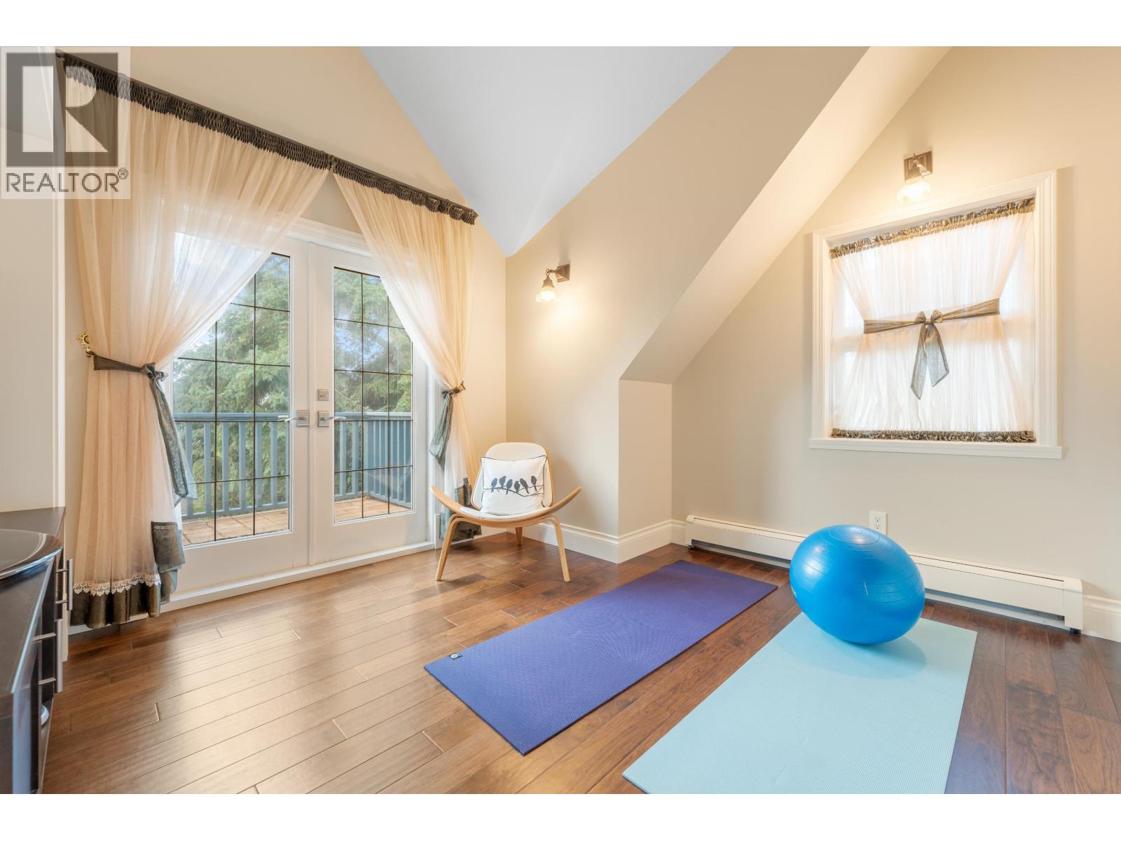Photo 25 of 3982 W 35th Avenue, Vancouver BC