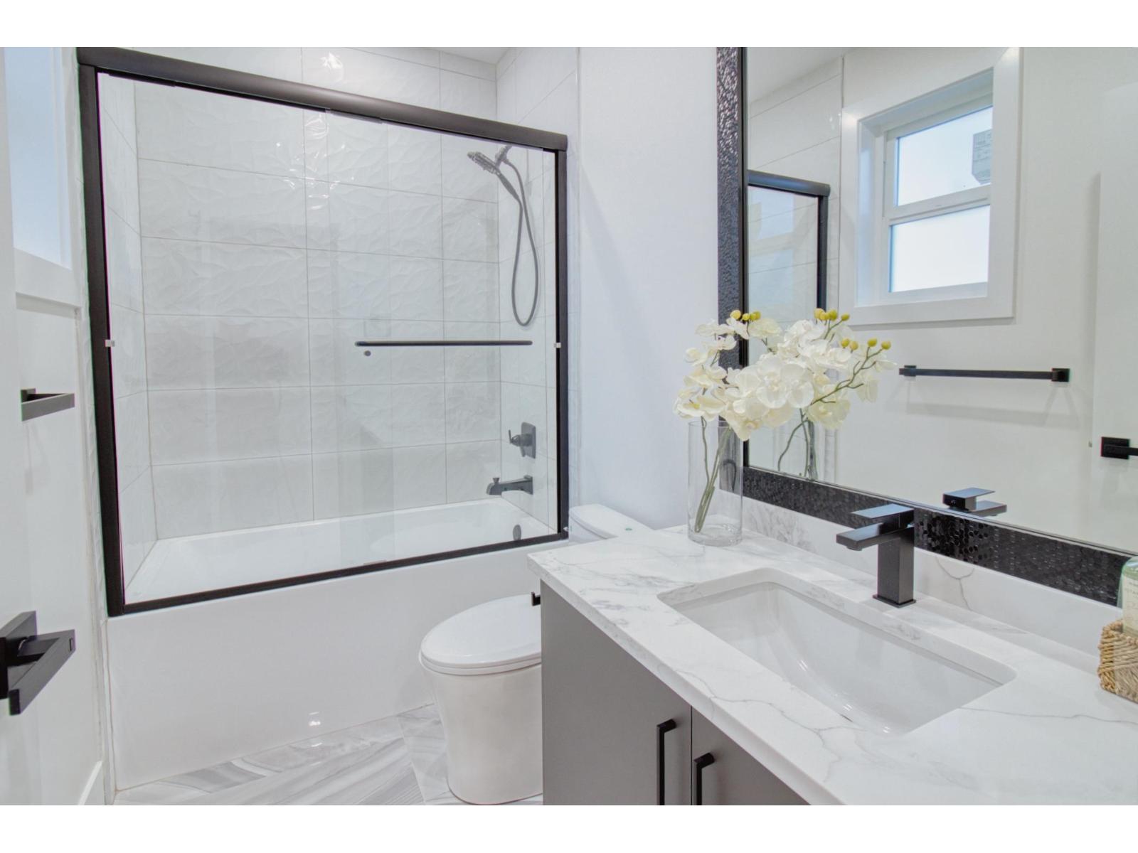 Photo 13 of 9112 156 Street, Surrey BC