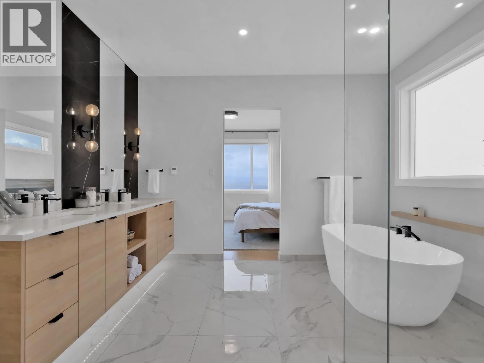  2162 Tramonto Court, Kelowna