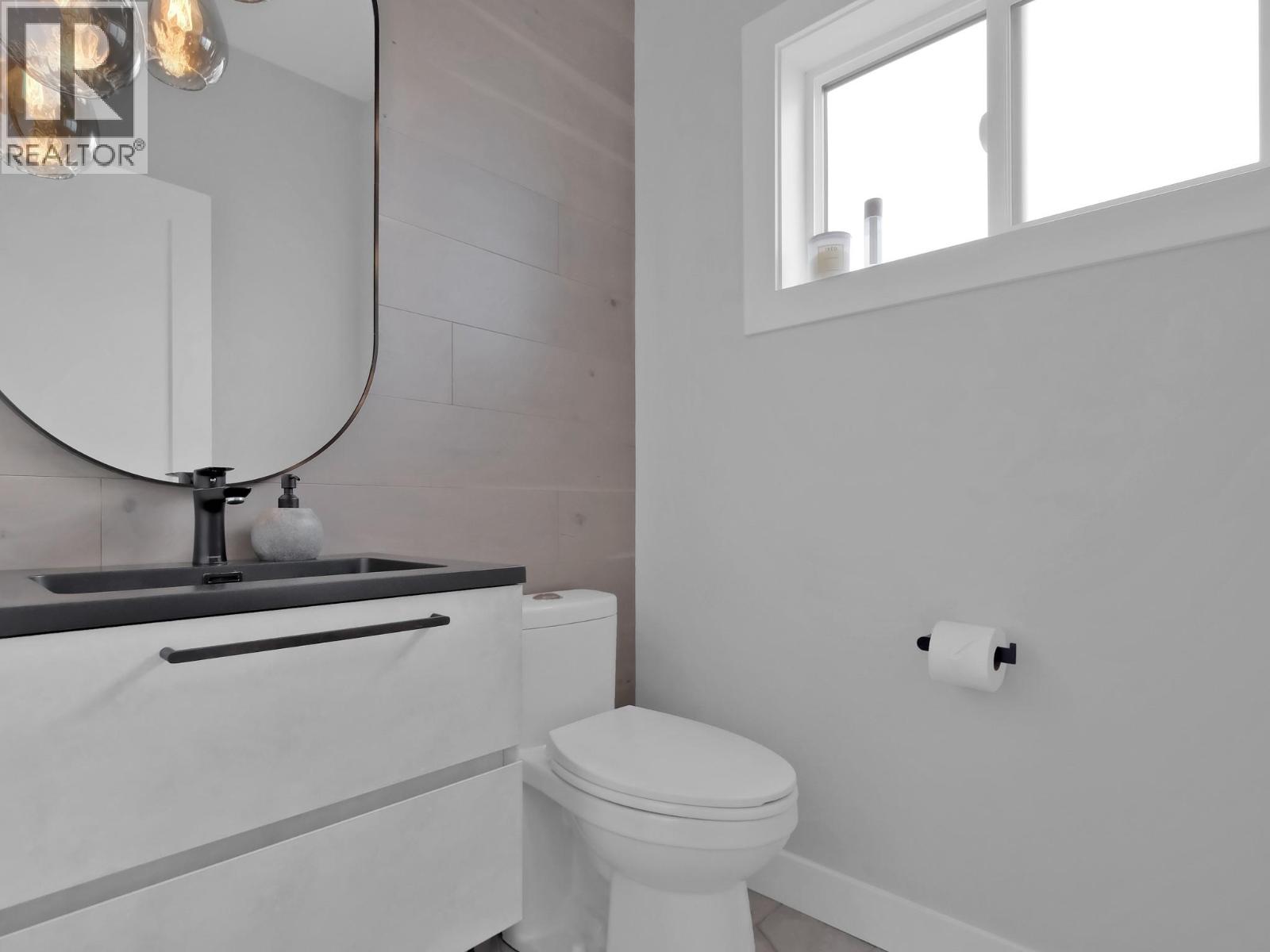  2162 Tramonto Court, Kelowna