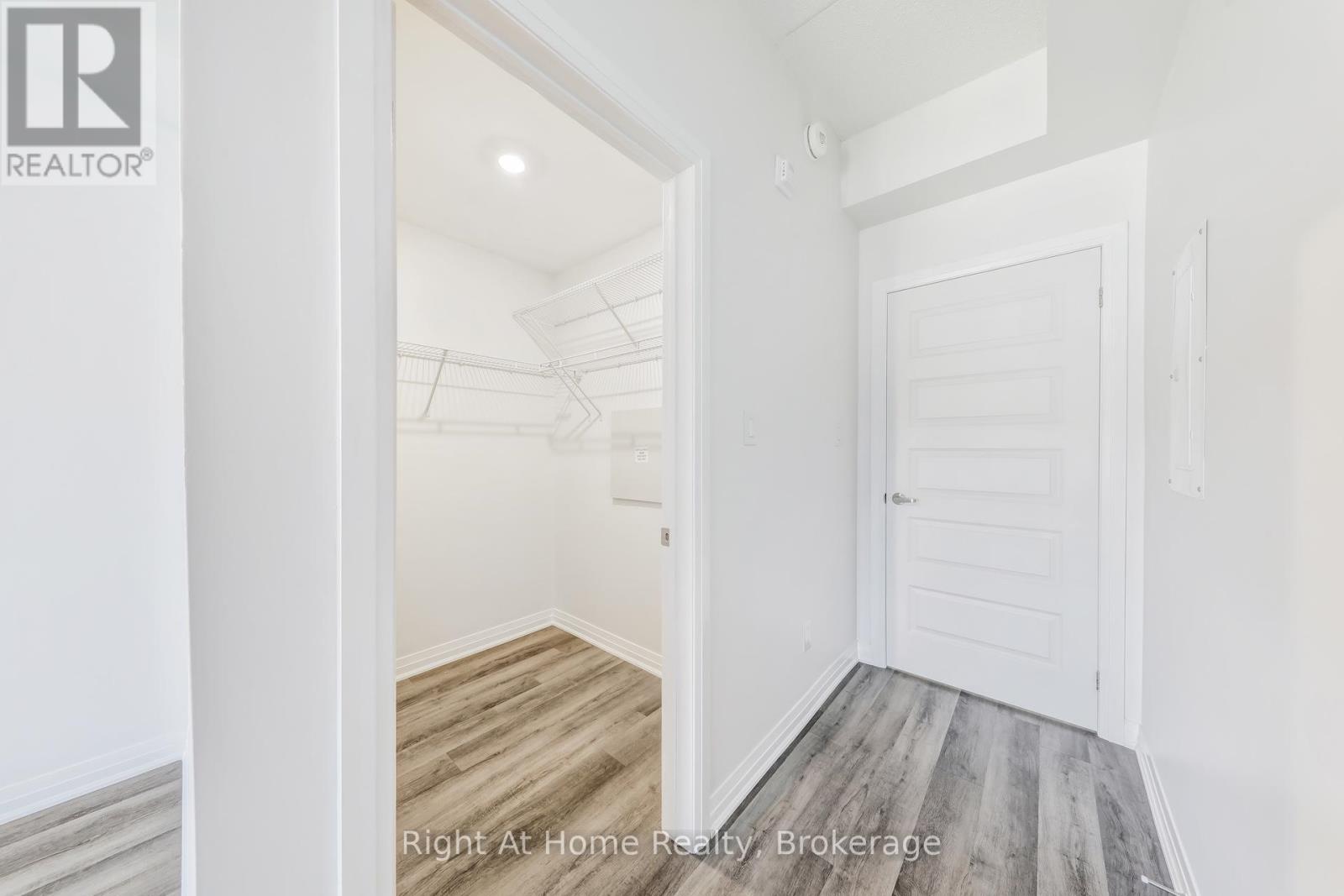 Photo 27 of 307 610 Farmstead Drive, Milton ON