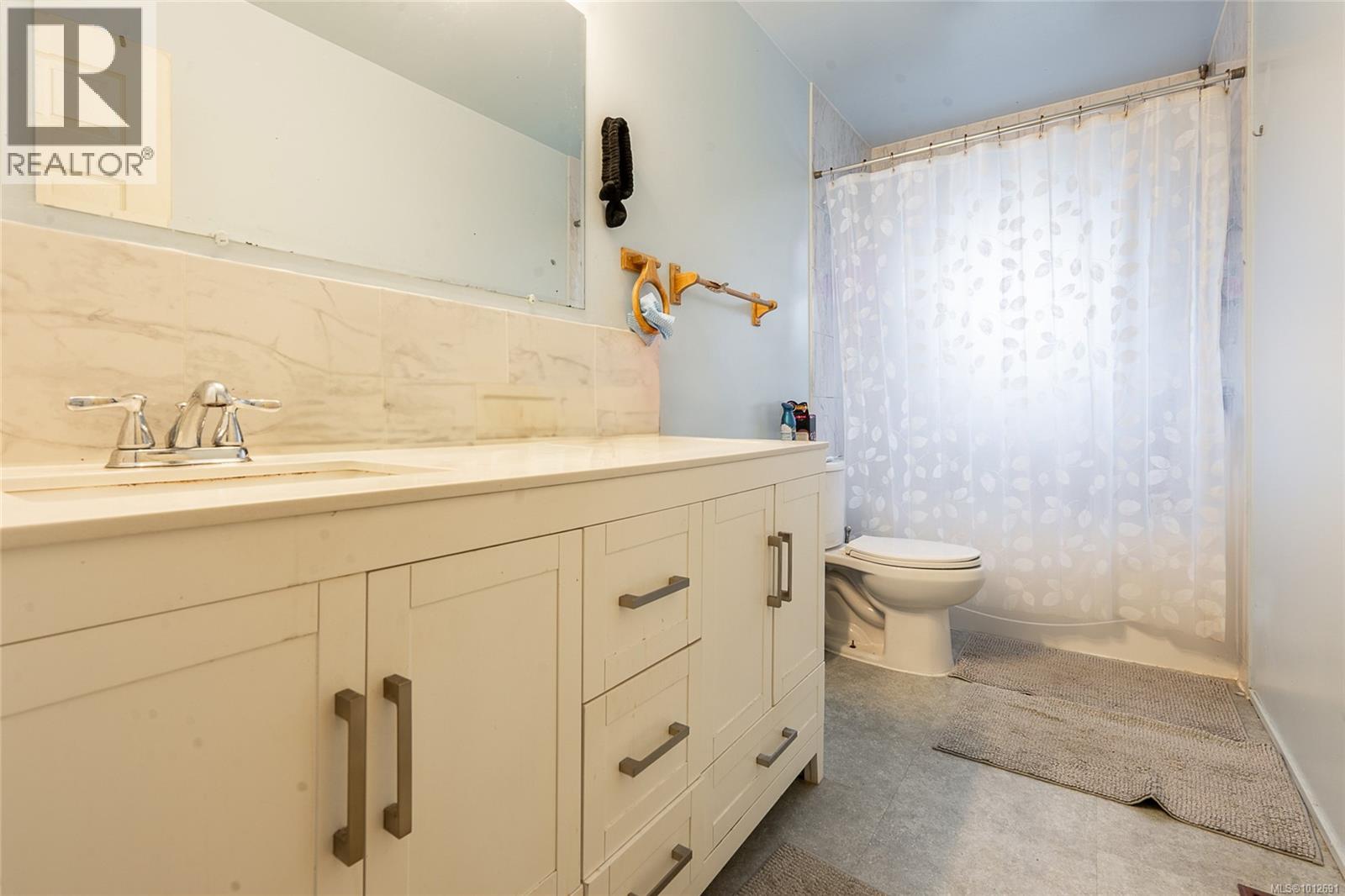 Photo 16 of 1819 Feltham Rd, Saanich BC