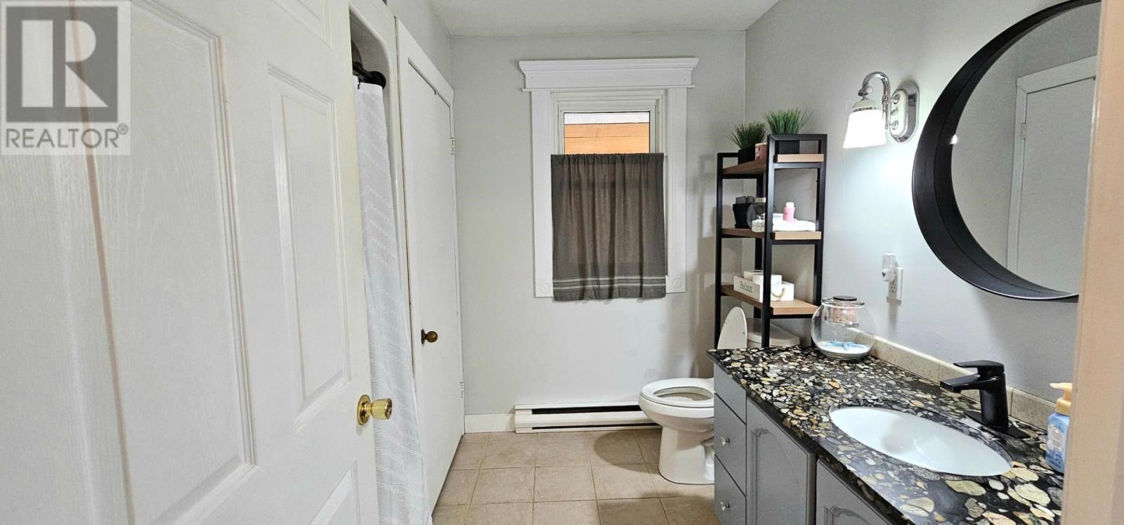 Photo 21 of 110 Dacey Rd, Sault Ste Marie ON