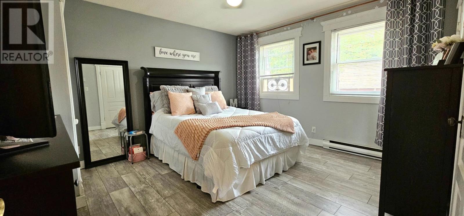 Photo 19 of 110 Dacey Rd, Sault Ste Marie ON