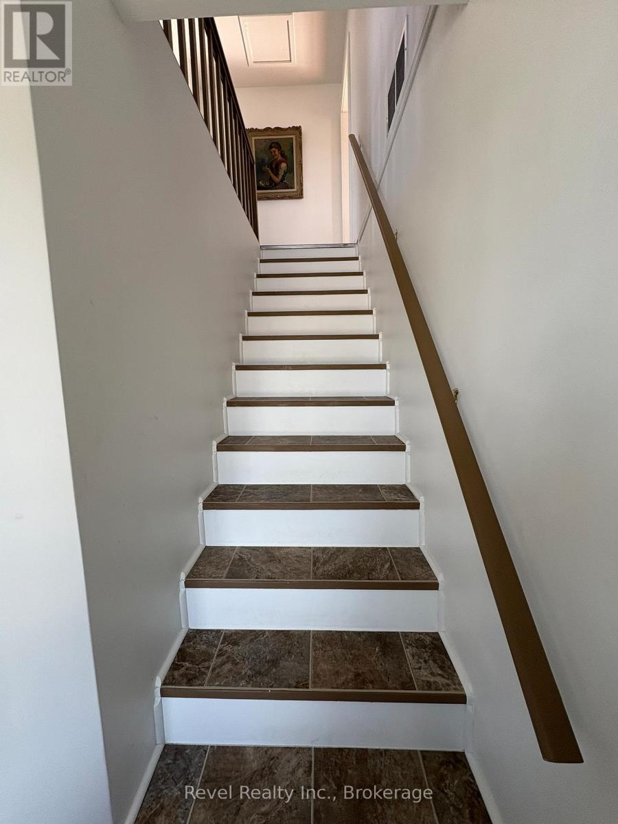 Photo 24 of 52 Doyon Street, Fauquierstrickland ON