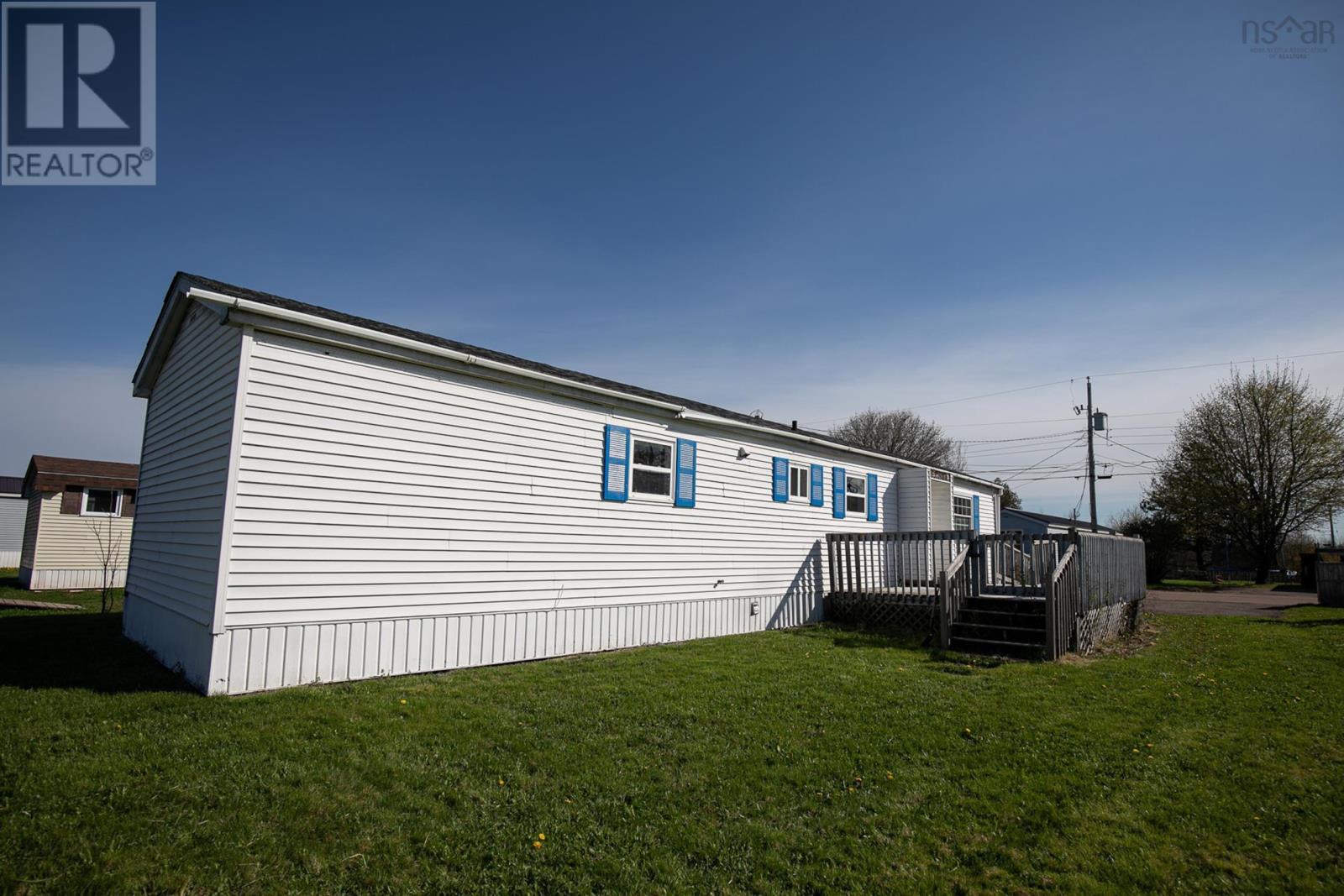 Photo 4 of 36 Kent Drive, Amherst NS