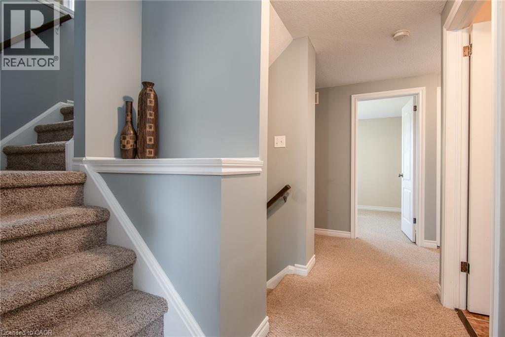 Photo 35 of 744 Keats Way, Waterloo ON