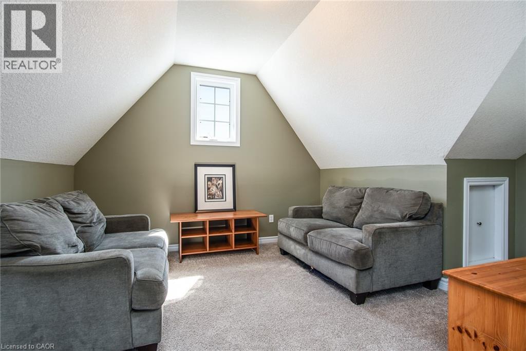Photo 39 of 744 Keats Way, Waterloo ON