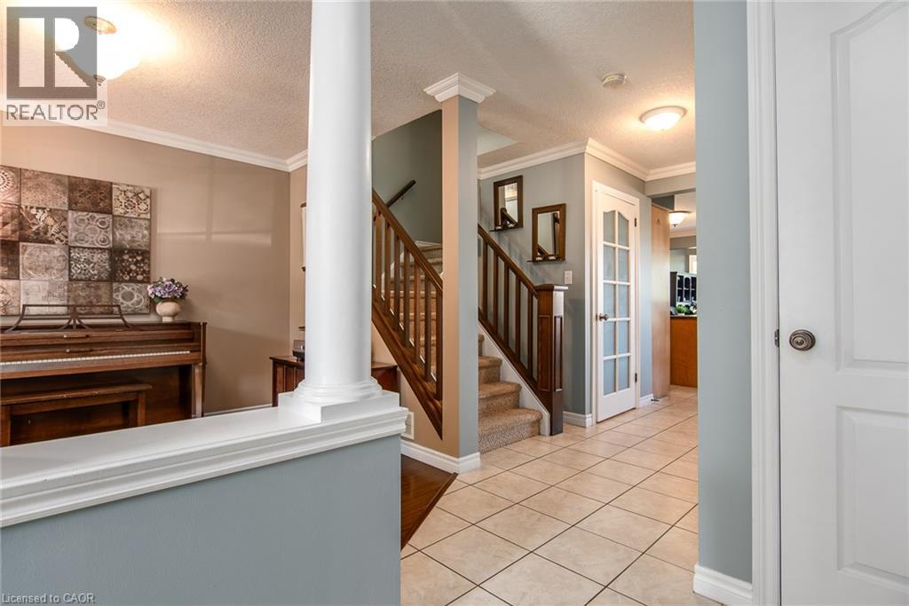 Photo 5 of 744 Keats Way, Waterloo ON