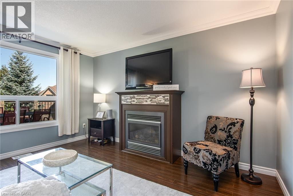 Photo 7 of 744 Keats Way, Waterloo ON