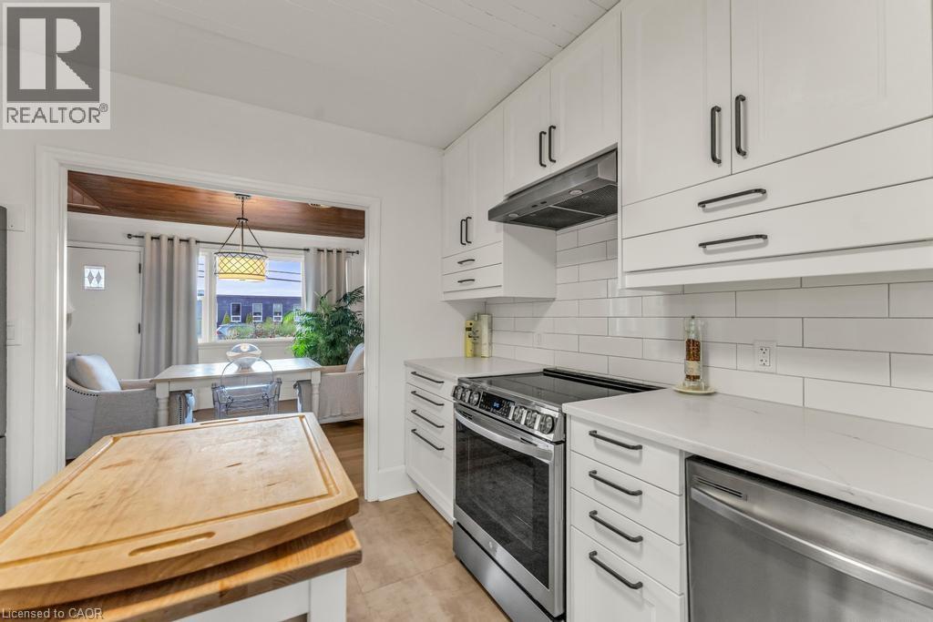 Photo 14 of 331 St Paul Street W, St Catharines ON