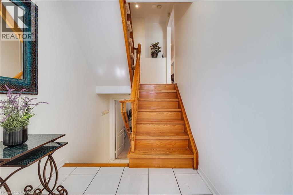 Photo 3 of 1591 South Parade Court Unit 24, Mississauga ON