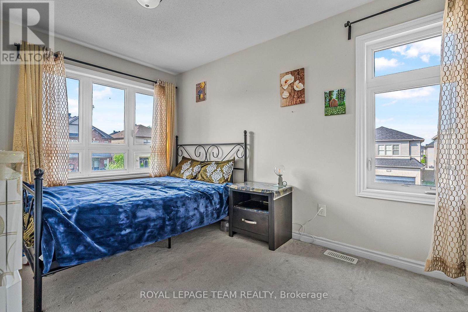 Photo 28 of 622 Parade Drive, Ottawa ON